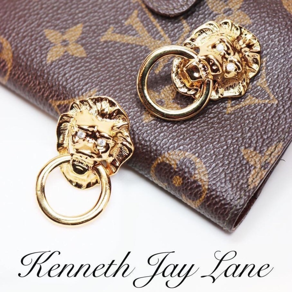 ✨ VINTAGE KJL Lion's Head Doorknocker Earrings 🌟